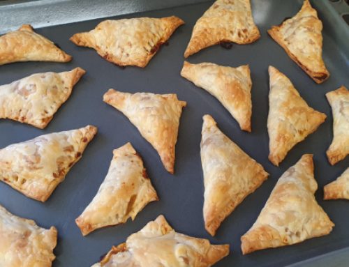 Simple and easy oven baked curry puffs